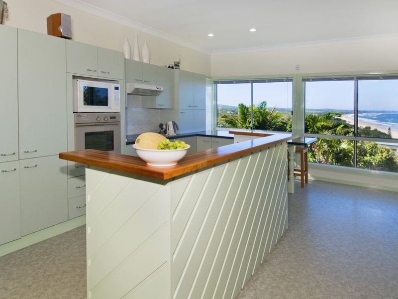 6 Short Street, Bonny Hills NSW 2445