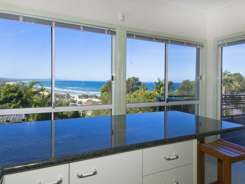 6 Short Street, Bonny Hills NSW 2445