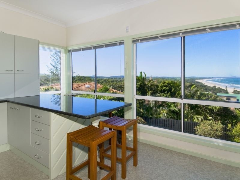 6 Short Street, Bonny Hills NSW 2445