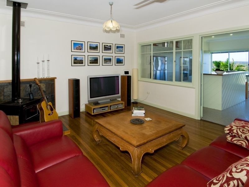 6 Short Street, Bonny Hills NSW 2445