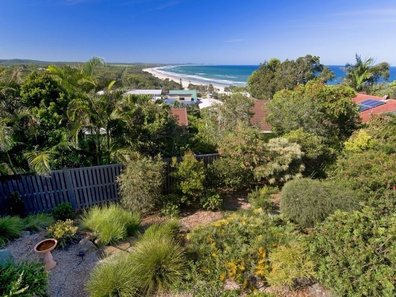 6 Short Street, Bonny Hills NSW 2445