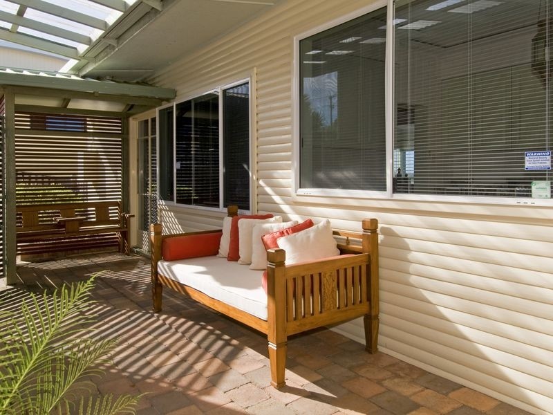 6 Short Street, Bonny Hills NSW 2445