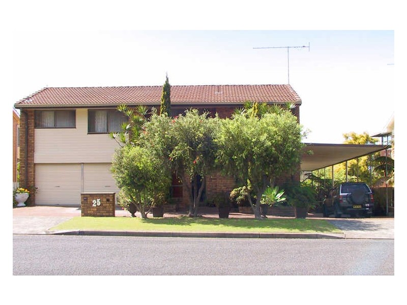 25 Peach Grove, Laurieton NSW 2443