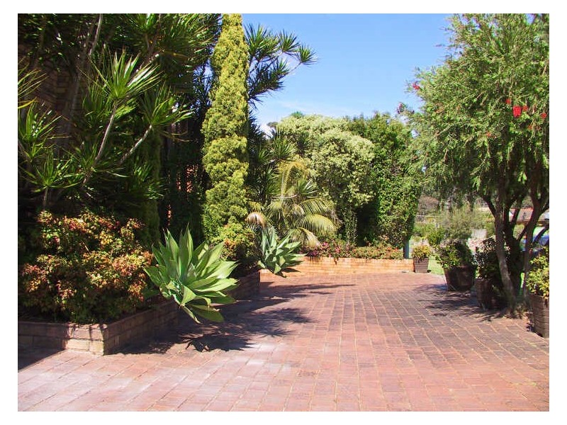 25 Peach Grove, Laurieton NSW 2443