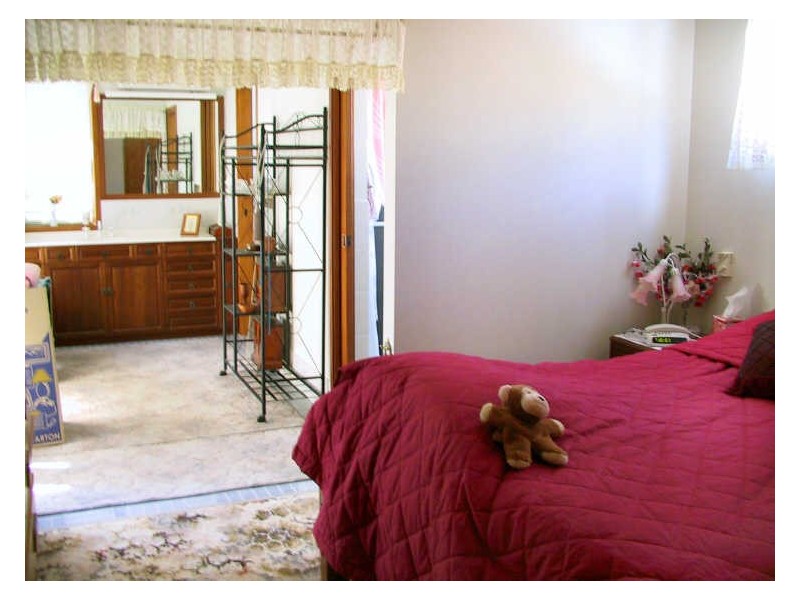 25 Peach Grove, Laurieton NSW 2443