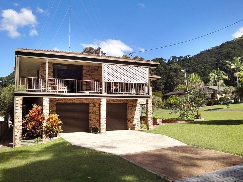 6 Hanley Street, Laurieton NSW 2443