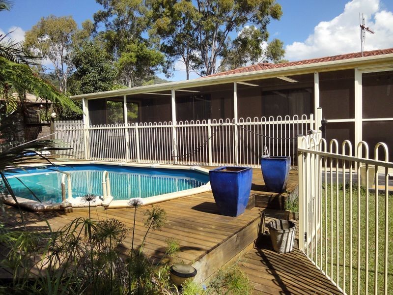 8 Phillip Close, Laurieton NSW 2443