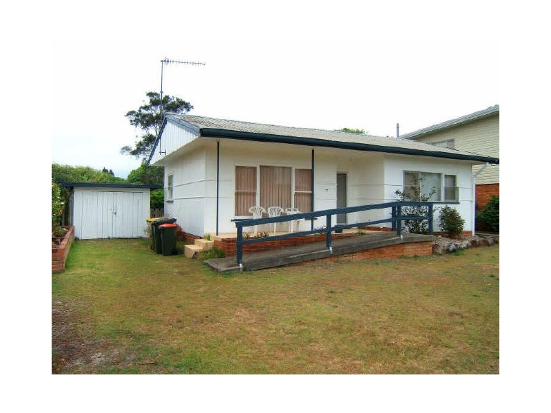 17 Ocean Street, North Haven NSW 2443