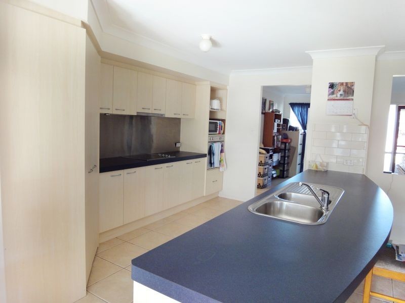 2 Alexander Close, Dunbogan NSW 2443