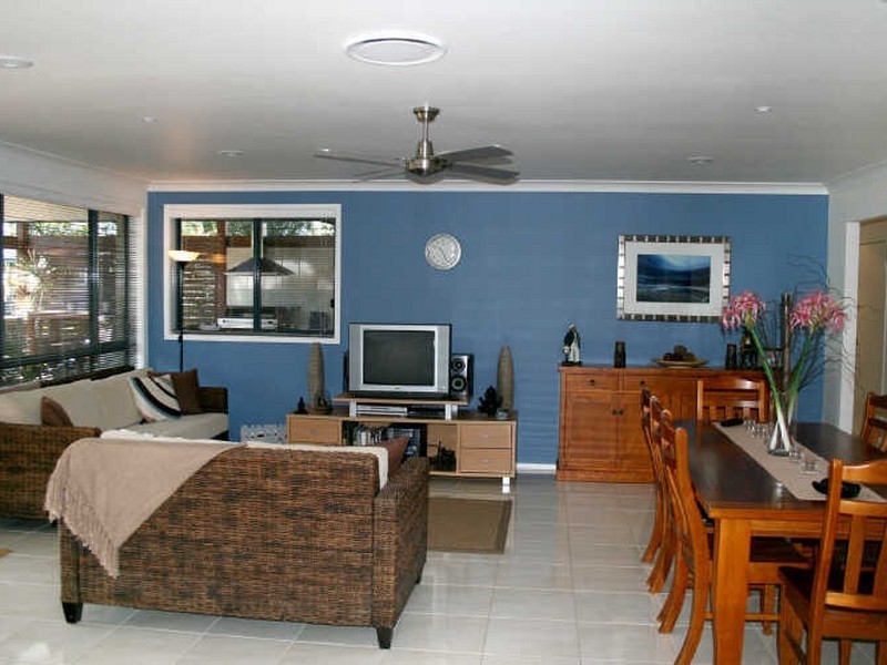 2 Tallarook Close, Dunbogan NSW 2443