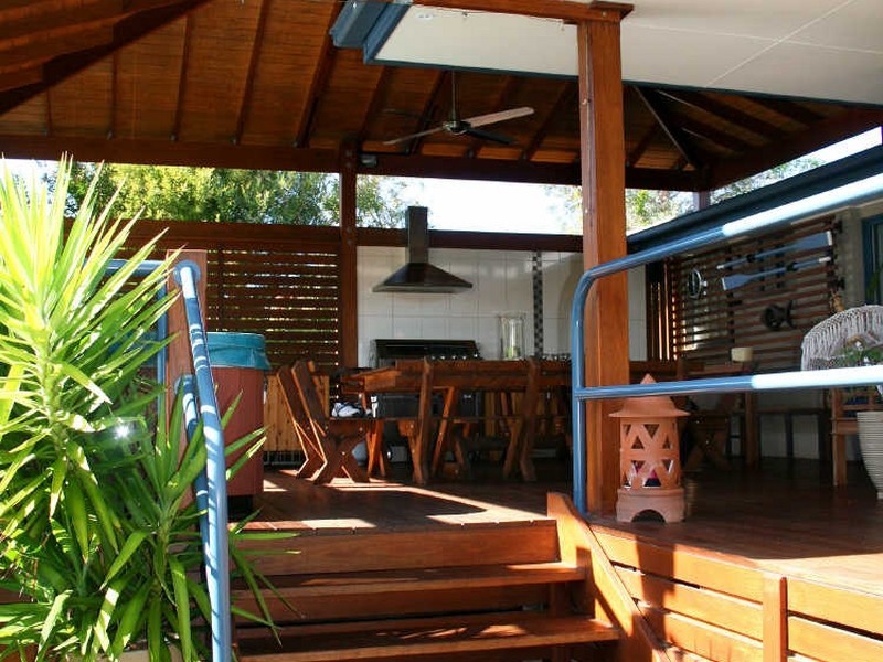 2 Tallarook Close, Dunbogan NSW 2443