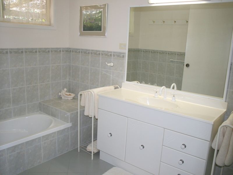 106 McCafferys Road, Hannam Vale NSW 2443