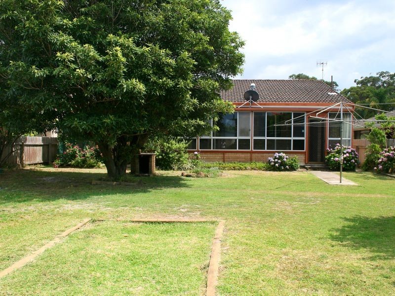 8 Lepemi Place, North Haven NSW 2443
