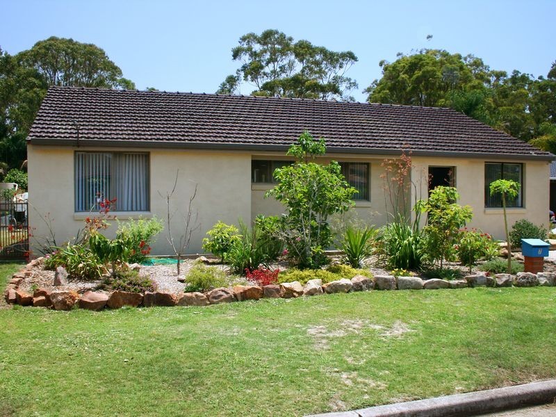 7 Lepemi Place, North Haven NSW 2443