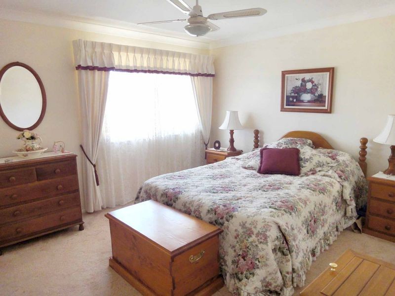 5 Bayside Avenue, North Haven NSW 2443