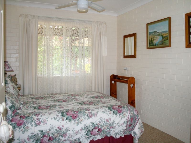 5 Bayside Avenue, North Haven NSW 2443