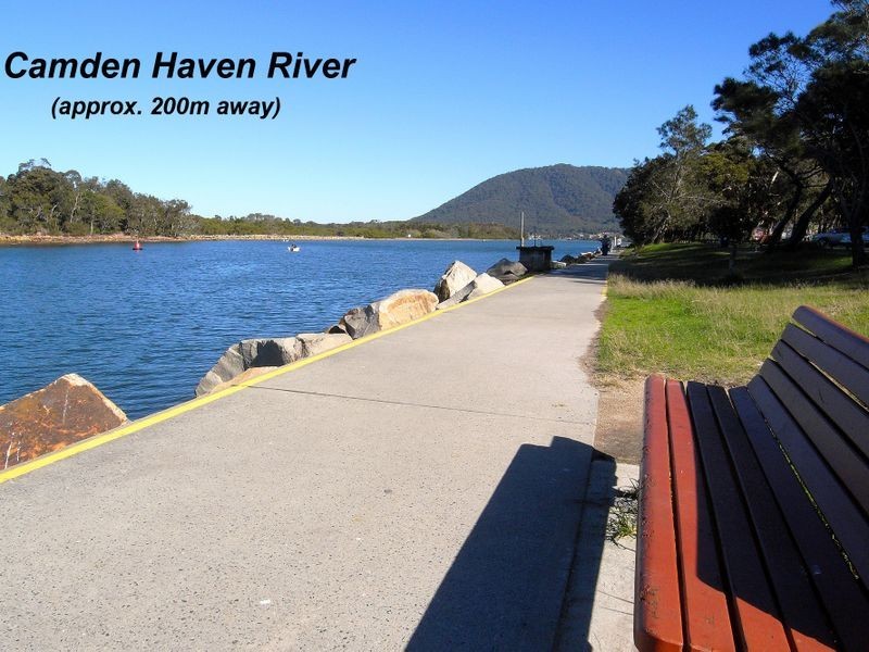5 Bayside Avenue, North Haven NSW 2443