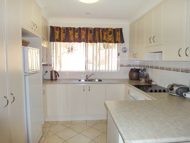 9/372 Ocean Drive, Laurieton NSW 2443