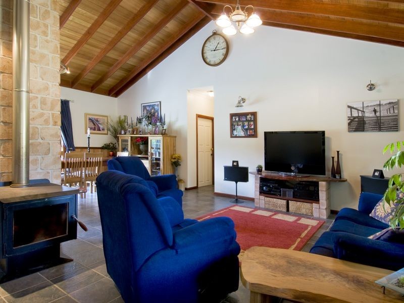 297 Herons Creek Road, Herons Creek NSW 2443