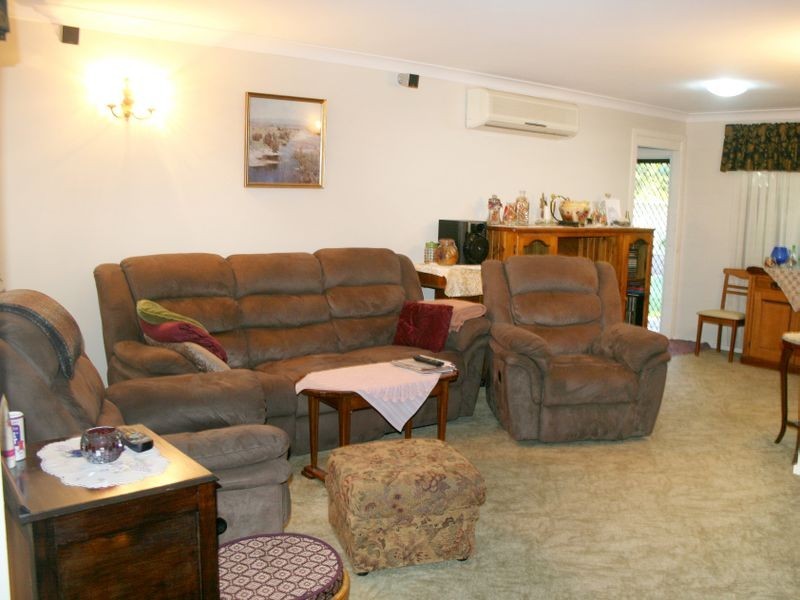 6 Cook Close, Laurieton NSW 2443