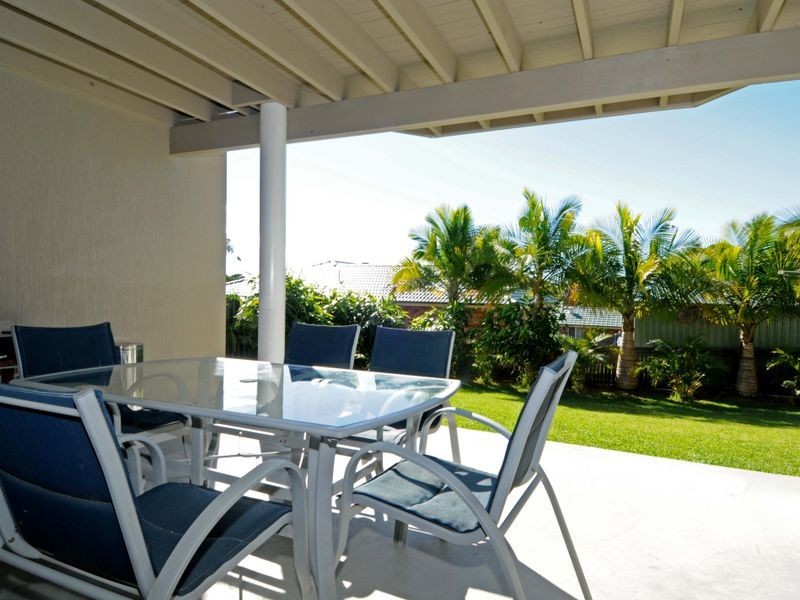 15 Kirmington Terrace, Laurieton NSW 2443