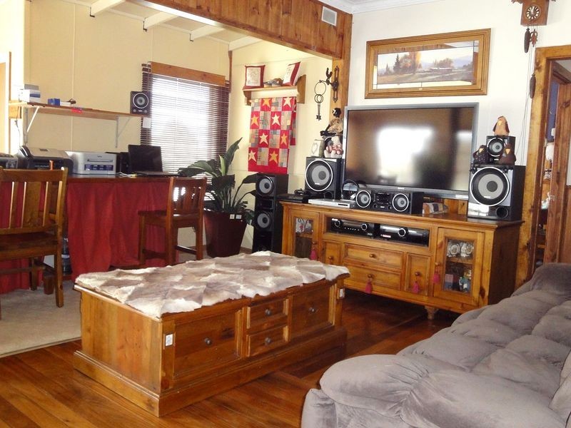 6 Lake Street, Laurieton NSW 2443