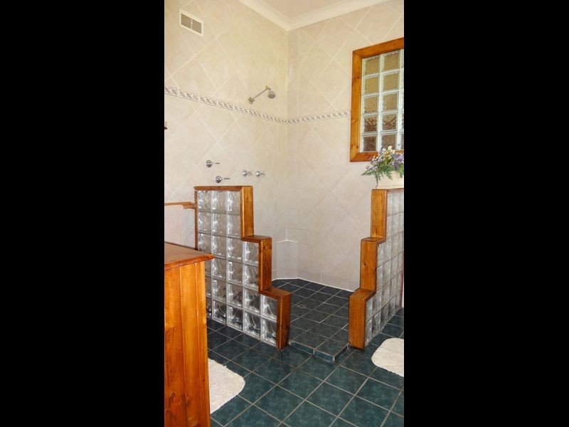6 Lake Street, Laurieton NSW 2443