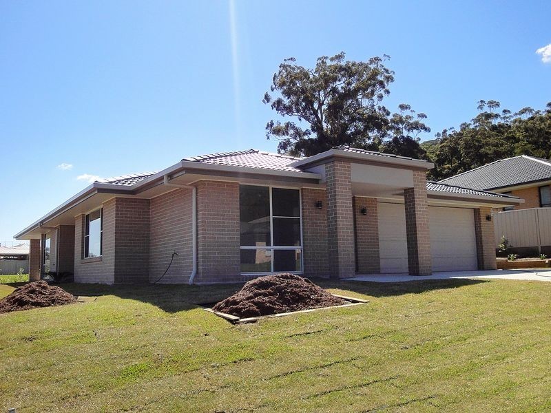 19 Fairwinds Avenue, Laurieton NSW 2443