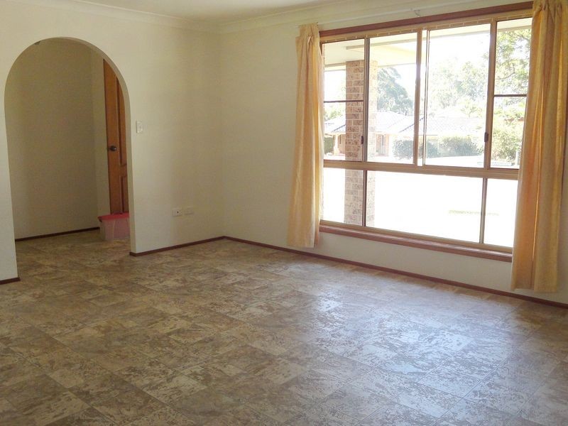 5 Lakeview Crescent, Laurieton NSW 2443