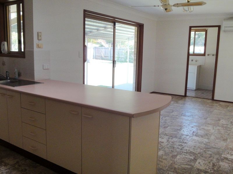 5 Lakeview Crescent, Laurieton NSW 2443