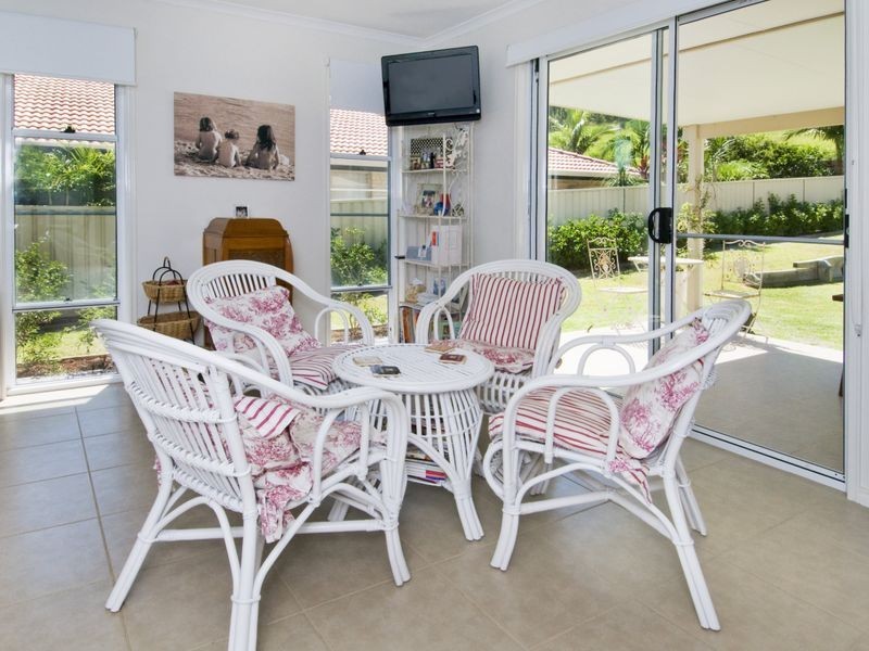 1 Cheesetree Place, Laurieton NSW 2443