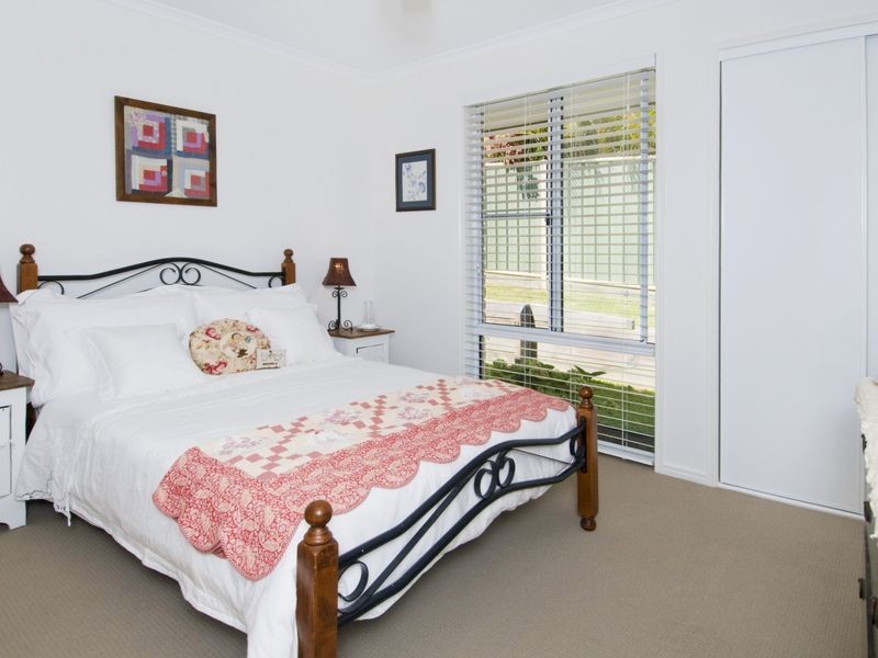 1 Cheesetree Place, Laurieton NSW 2443