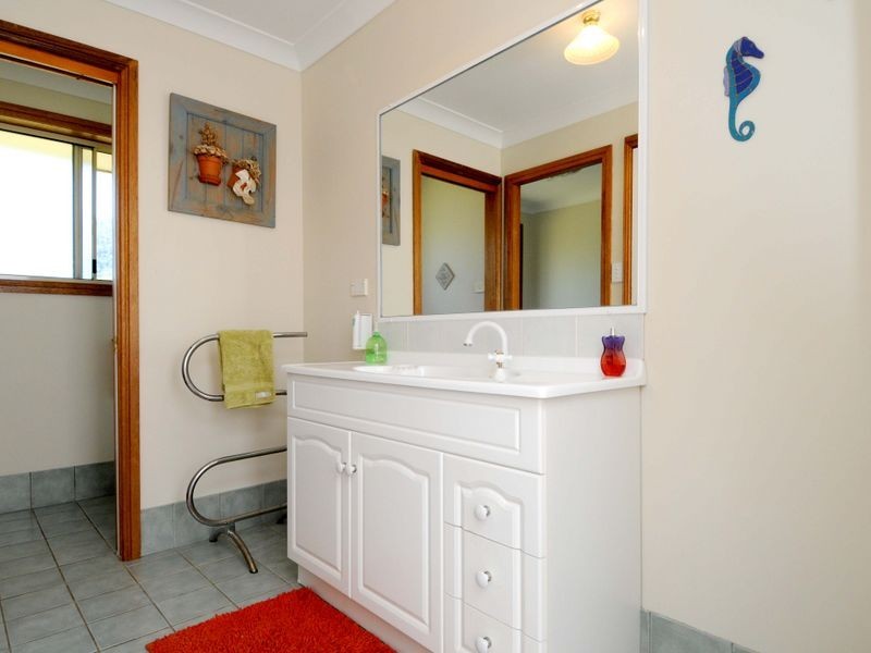 4 Crosses Lane, Hannam Vale NSW 2443