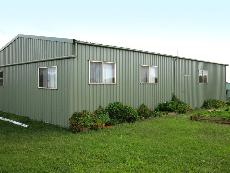 183 Henrys Lane, Moorland NSW 2443