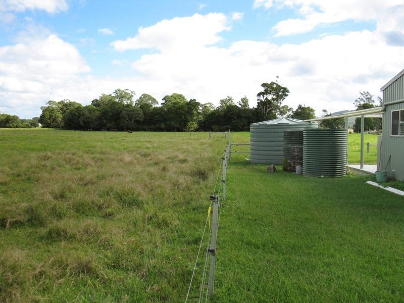 183 Henrys Lane, Moorland NSW 2443