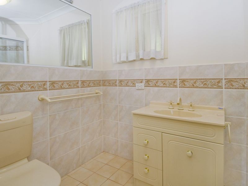 14 Waterview Crescent, Laurieton NSW 2443