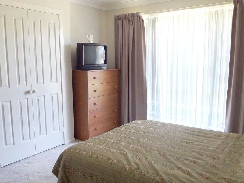 73 Koonwarra Street, Laurieton NSW 2443