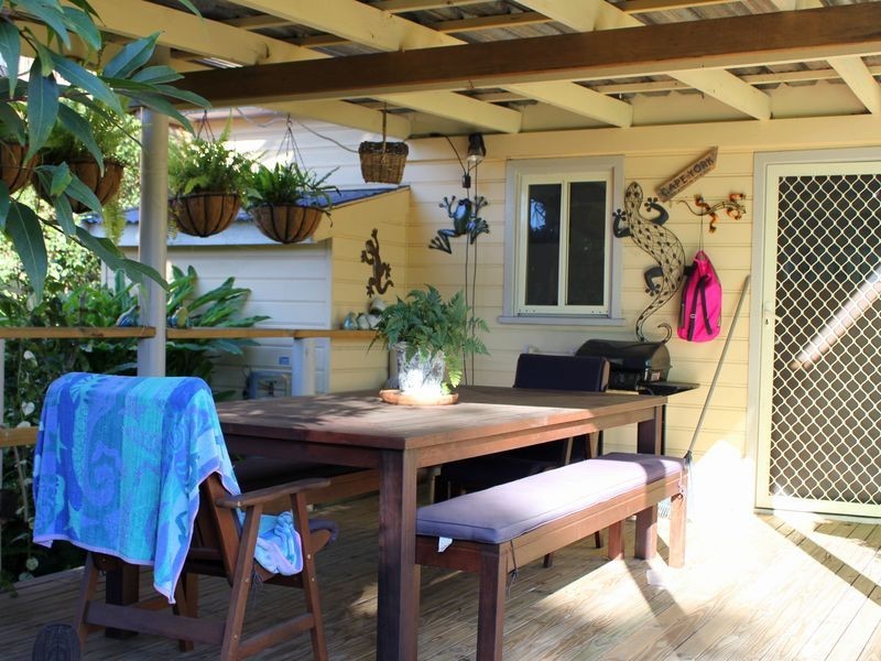81 The Parade, North Haven NSW 2443