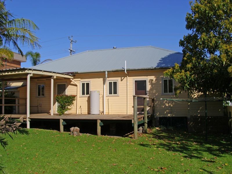 81 The Parade, North Haven NSW 2443