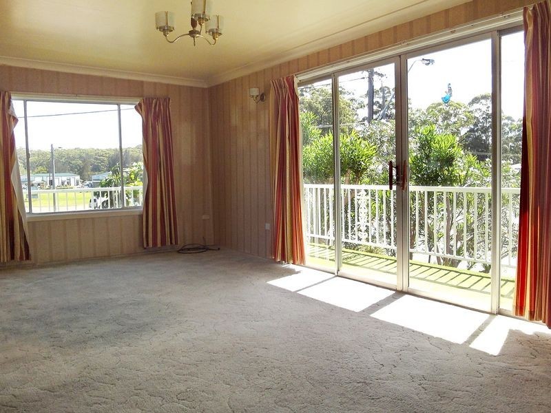464 Ocean Drive, Laurieton NSW 2443