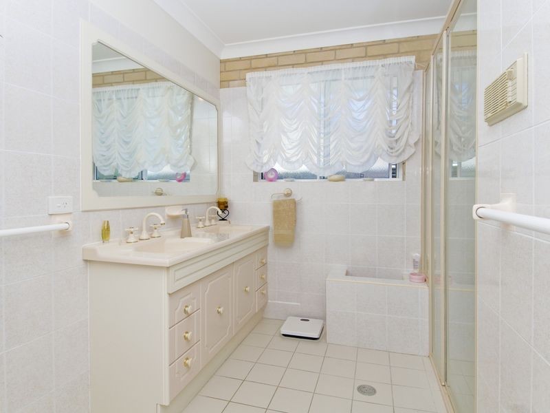 18 Camden Head Road, Dunbogan NSW 2443