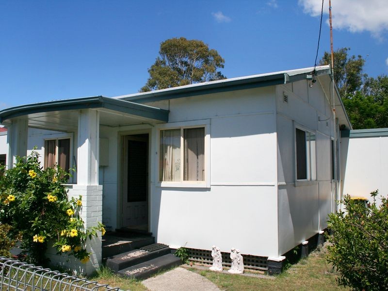 8 George Street, Laurieton NSW 2443