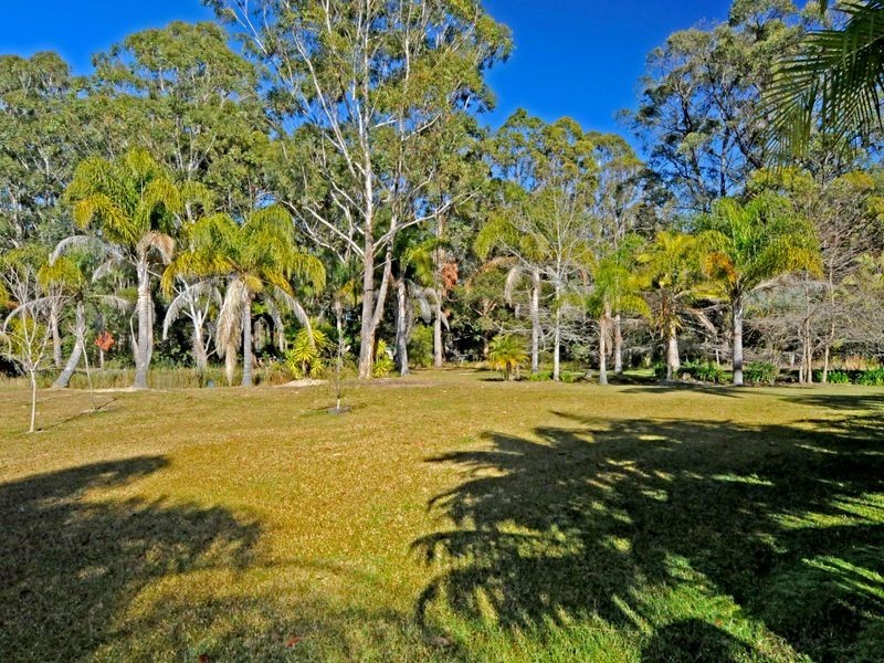 210 Ocean Drive, West Haven NSW 2443