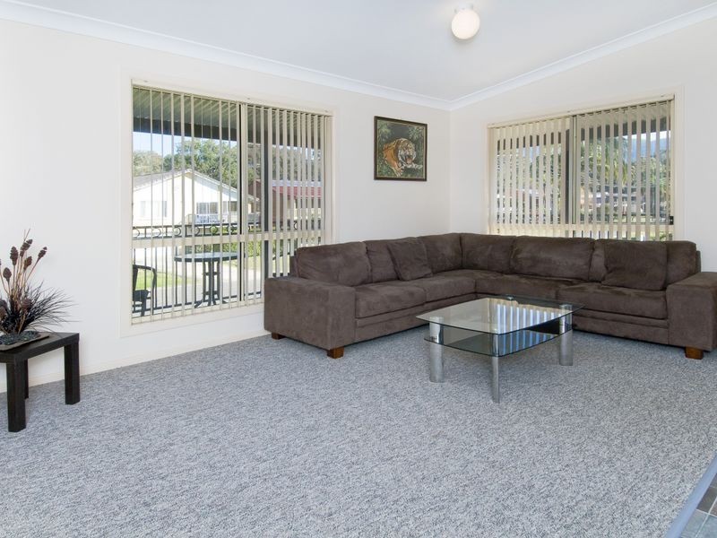 39 Bell Street, Dunbogan NSW 2443