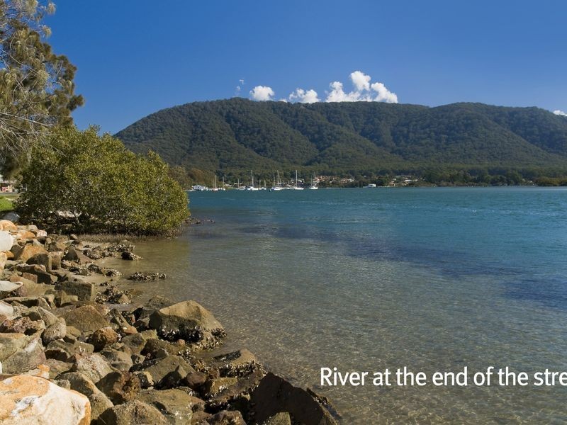 39 Bell Street, Dunbogan NSW 2443