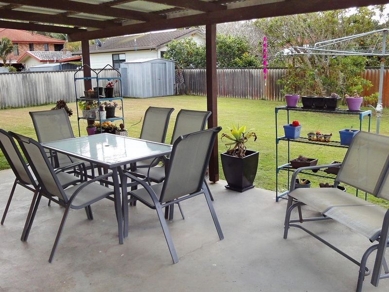 469 Ocean Drive, Laurieton NSW 2443