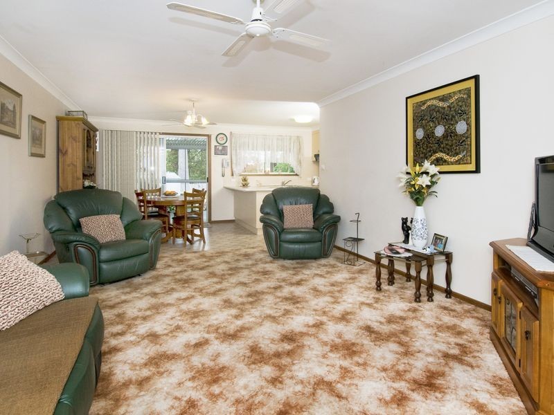 2/4 St Albans Way, Laurieton NSW 2443
