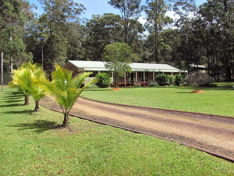 13 Hidden Valley Road, Telegraph Point NSW 2441