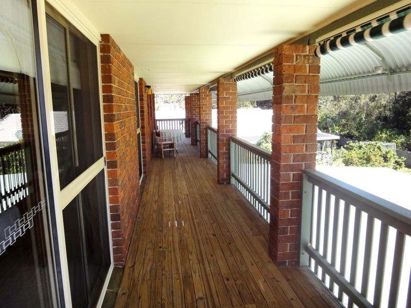 17 Lakeview Crescent, Laurieton NSW 2443