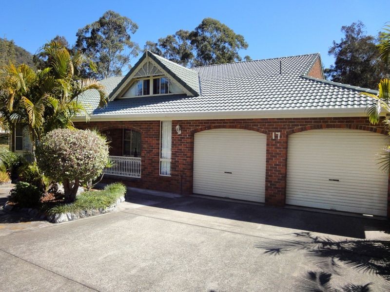 17 Lakeview Crescent, Laurieton NSW 2443